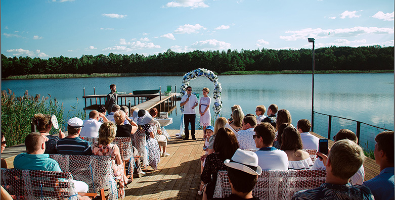 Свадьба на озере